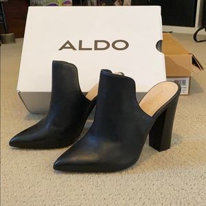 NEW - ALDO Leather heeled mule